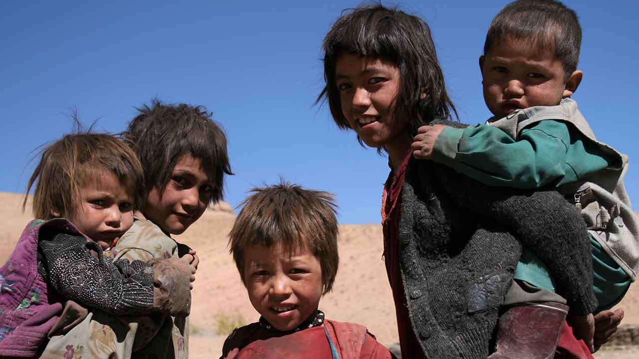 children in afghanistan