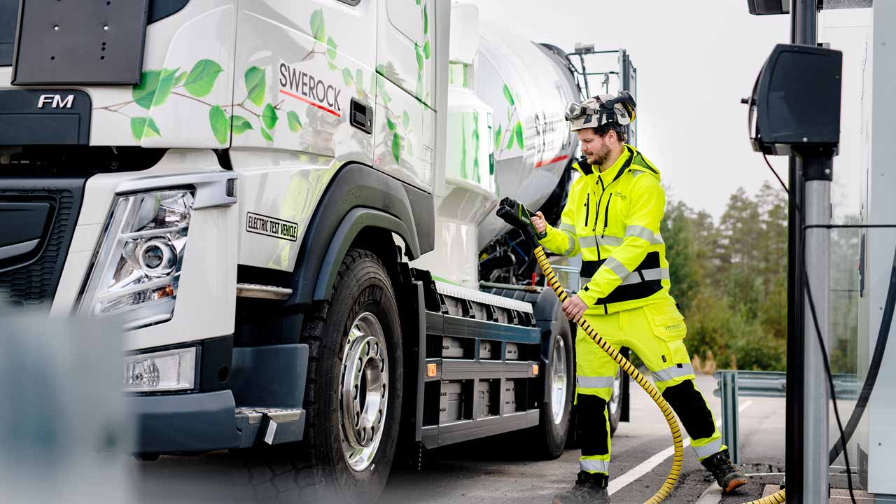 Volvo-heavy-duty-electric-truck