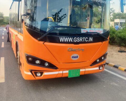 Electric buses-GIFT City